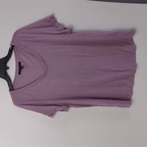 White House black market blouse women size 2X excellent, 23 inch of arm to arm.